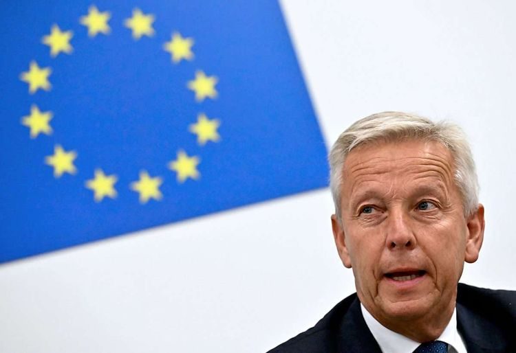 Lopatka uoči današnje rezolucije u EP: „Srbija sama odlučuje o svom putu ka EU“