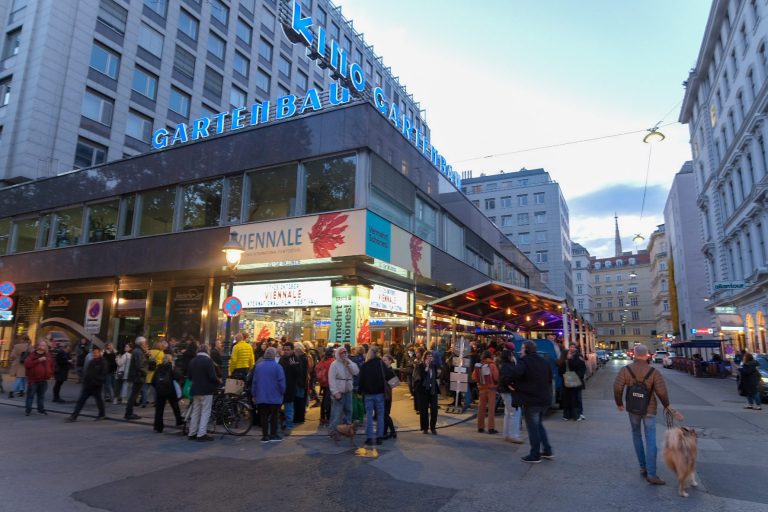 Kultni festival vraća čaroliju bioskopa – Viennale 2025 osvetljava Beč svetlom filma, Foto: Ronald Ferrigato
