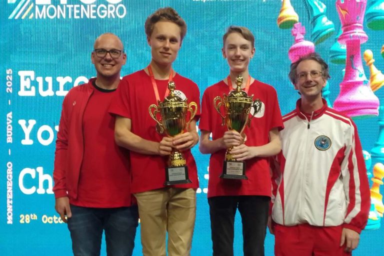 Istorijski uspeh, Foto: chess.at