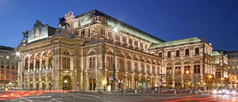 Austrija na velikom platnu: Mesta gde su snimani veliki holivudski hitovi Državna opera u Beču, mesto gde je sniman veliki broj filmova, Foto:© Austrian National Tourist Office / Julius Silver